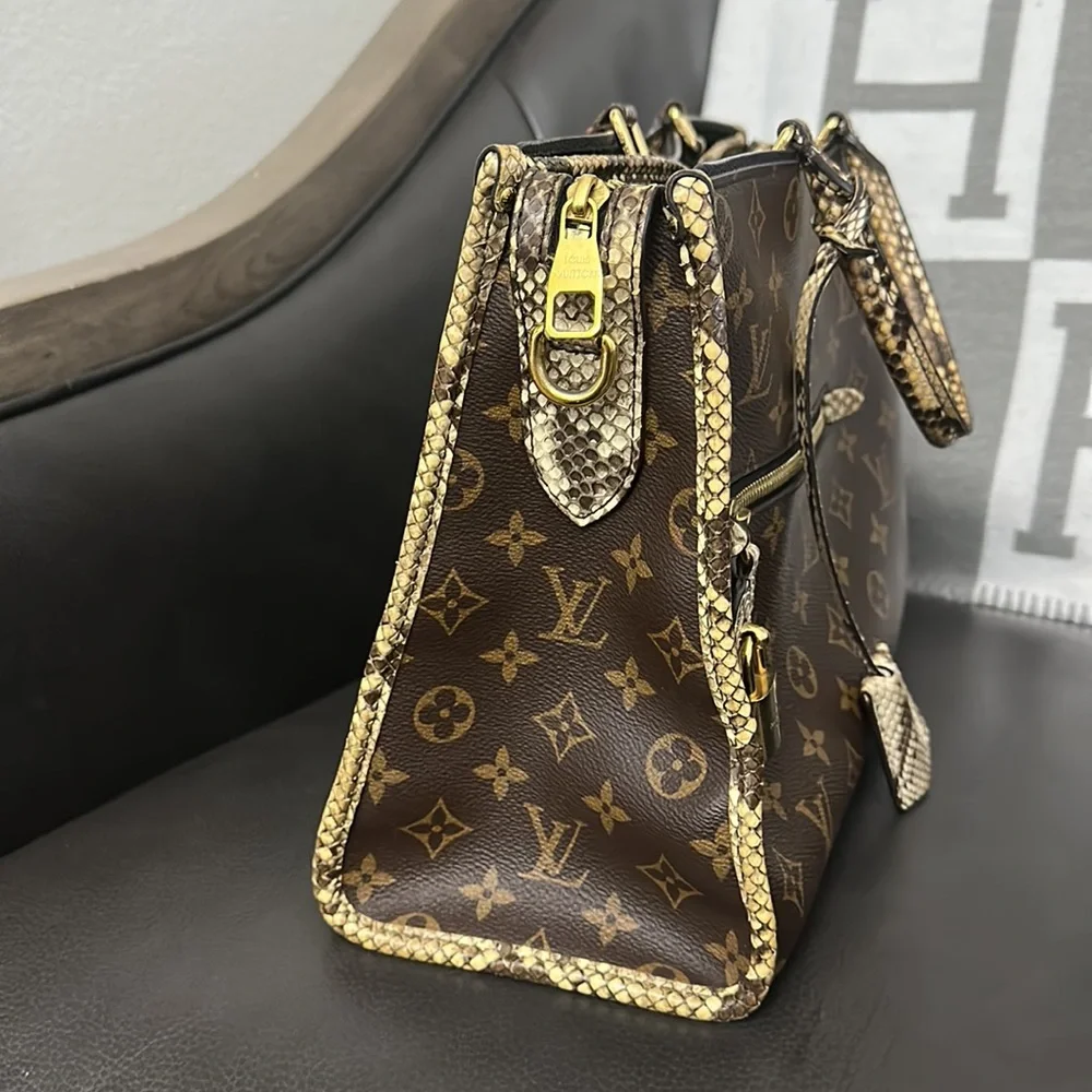 Rare Louis Python Bag - Picture 4 of 12